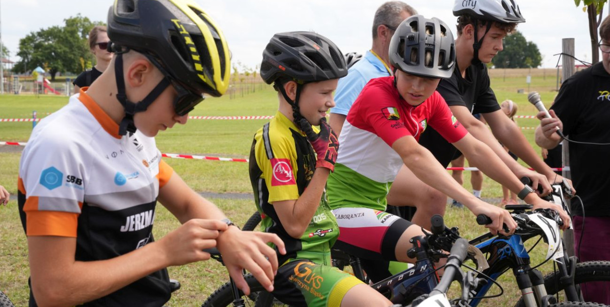 W Obiszowie rządzi rower. Trwa kolarskie święto pod Głogowem [FOTO]