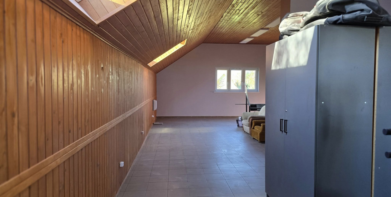 Nowa jakość dla sportowców – wyremontowana szatnia przy obiektach Dragon Jaczów