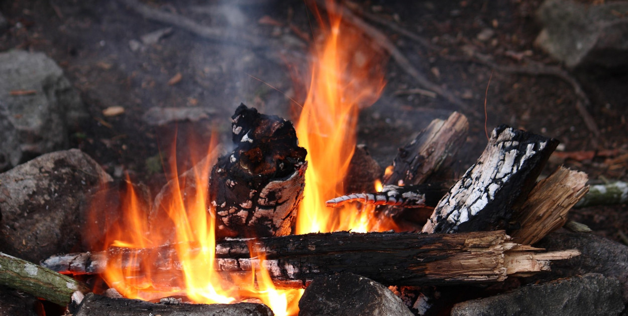 Rośnie kara. Jeden błąd przy ogniu i 30 tys. zł nie twoje!