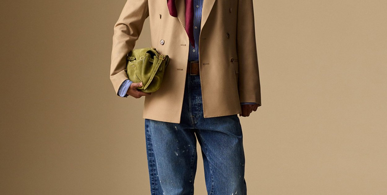 Jak łączyć kolory ubrań? Poradnik na zimę 2025