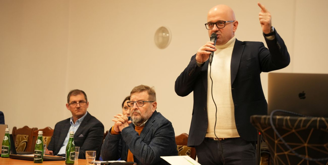 Inwestor chce wybudować Hub Energetyczny Radwanice. Spotkał się z ludźmi [FOTO]