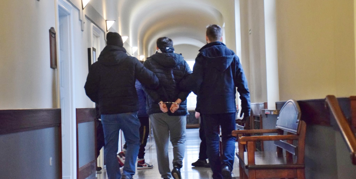 Trójka w areszcie. W Głogowie straszyli zabiciem i spaleniem