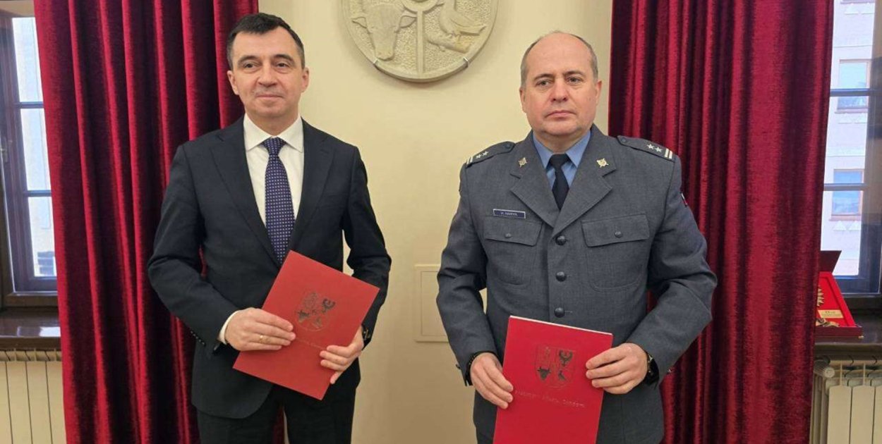 Więźniowie pomogą schronisku. Prezydent Głogowa podpisał umowę z Zakładem Karnym