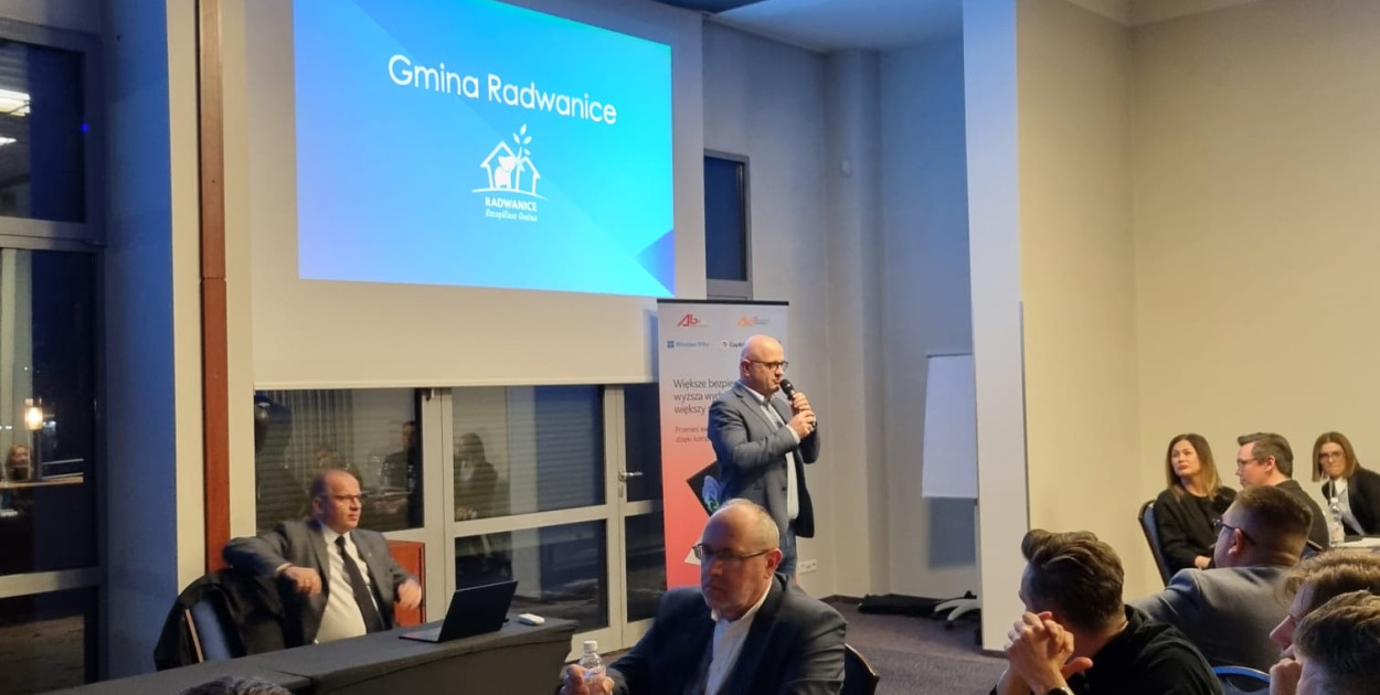 Wójt gminy Radwanice promuje ofertę inwestycyjną podczas Legnickich Spotkań Biznes