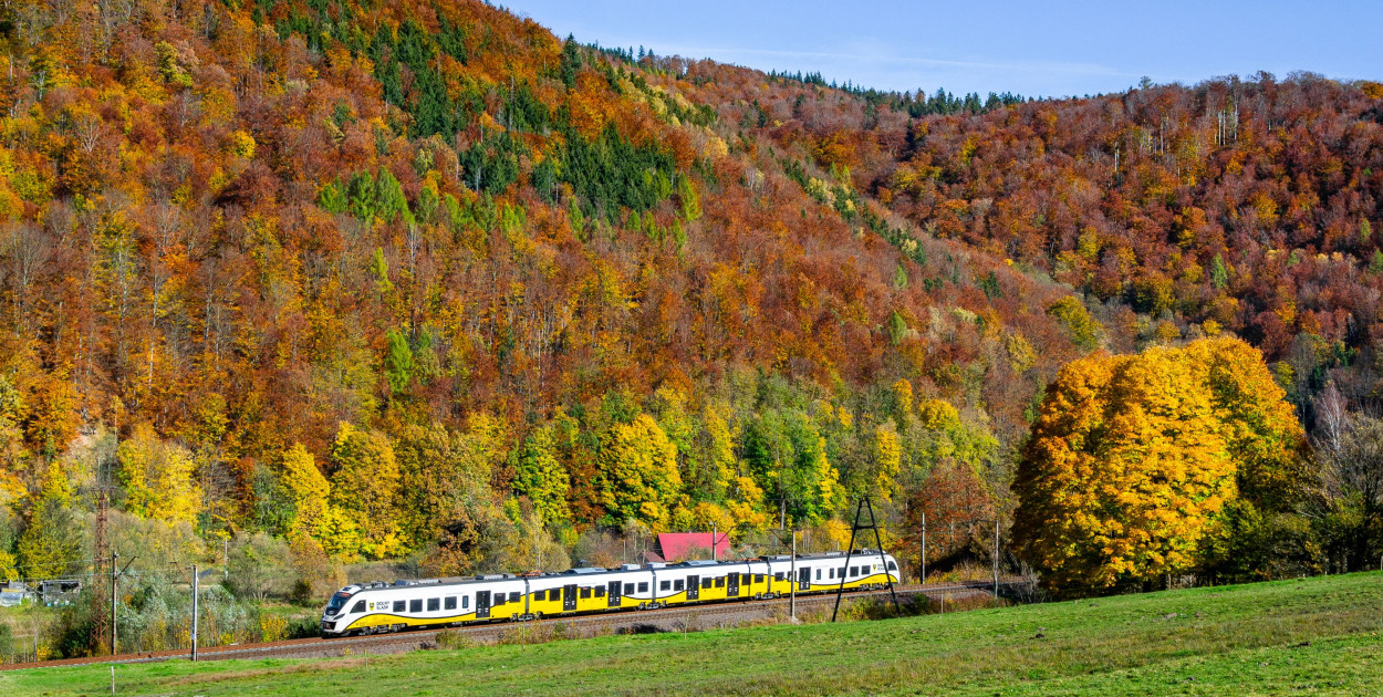 Wiosna na torach, korekta rozkładu jazdy pociągów