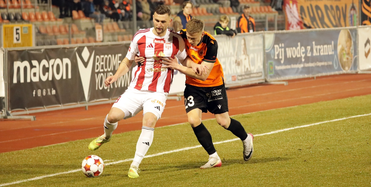 [FOTO] Chrobry show! Laskowski odpalił bombę, w Głogowie mamy wicelidera!