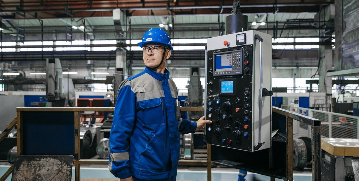 Automatyzacja produkcji – jak zwiększyć wydajność zakładu?