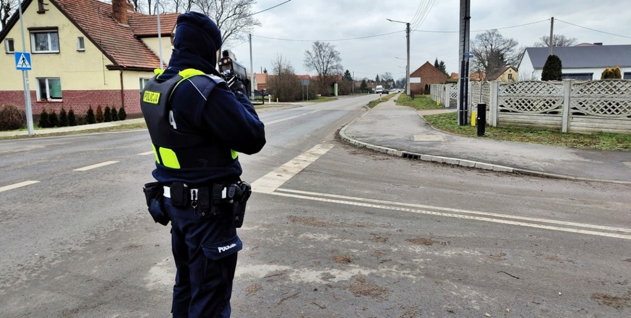 Tracili prawko jeden po drugim. Stówą przez Grębocice