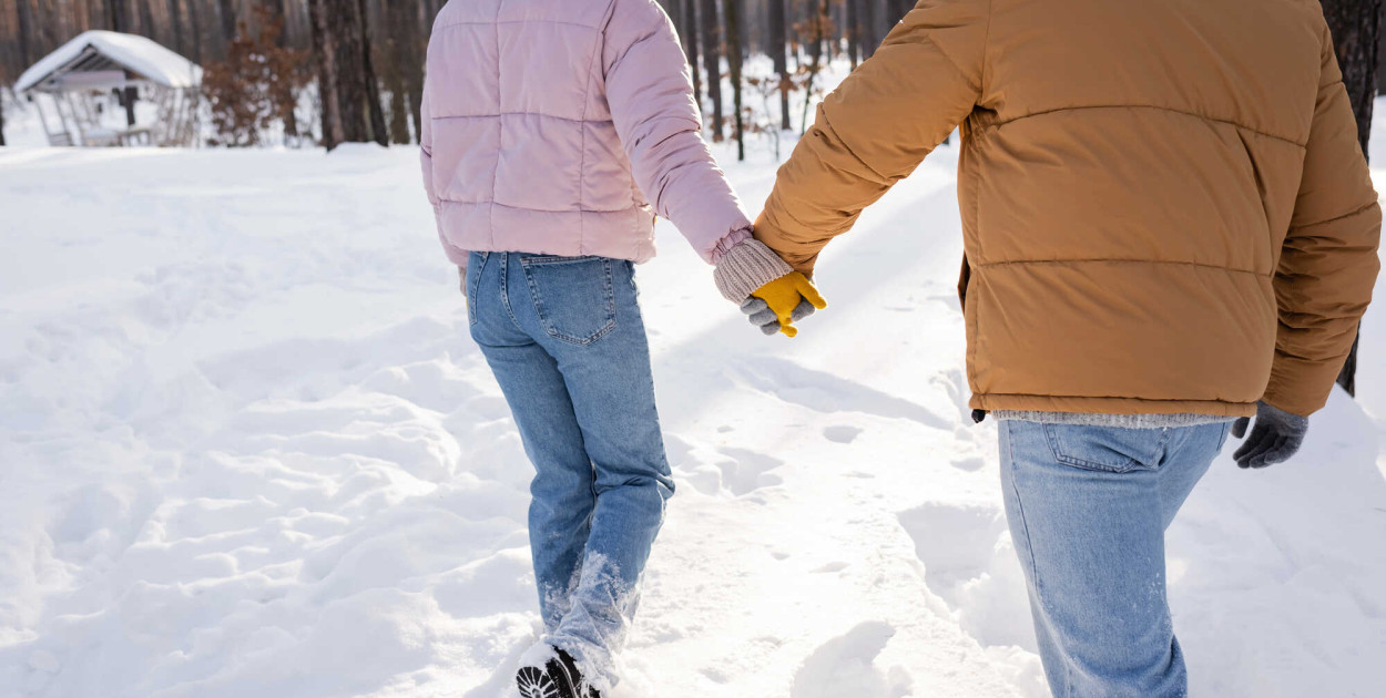 Stan zapalny ucha po zimowym spacerze – jak chronić uszy przed mrozem i wiatrem?