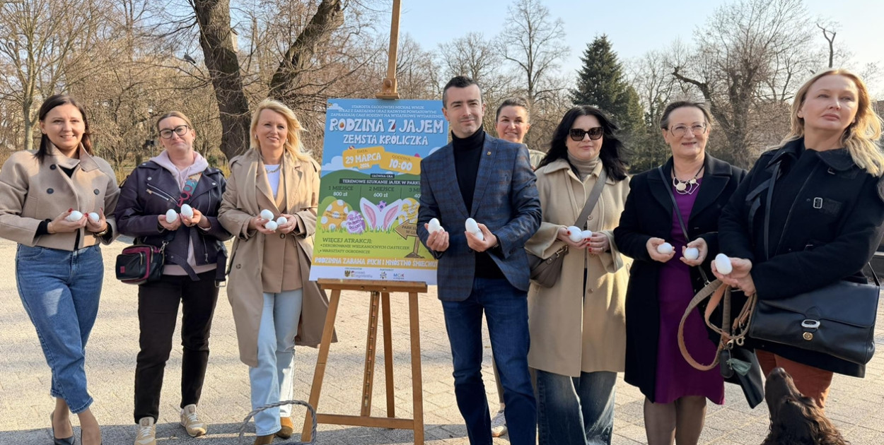 [WIDEO] Zapraszają całe rodziny do szukania jajek w parku