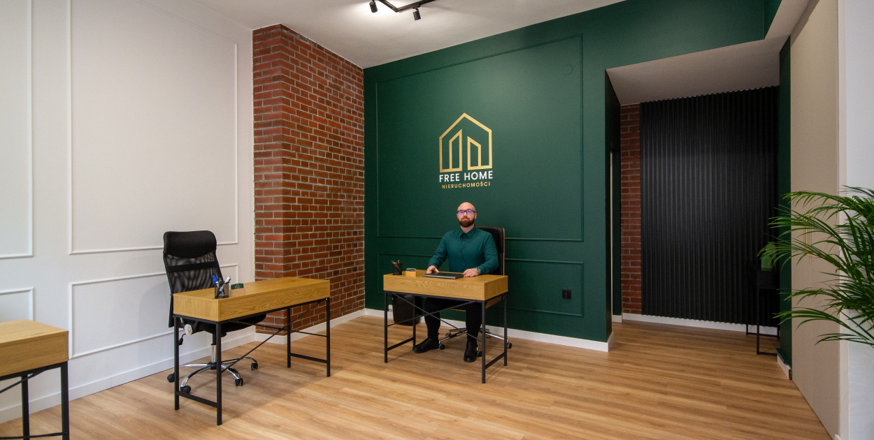 Dekada w Głogowie, Osobowość Roku i nowe biuro na starówce.