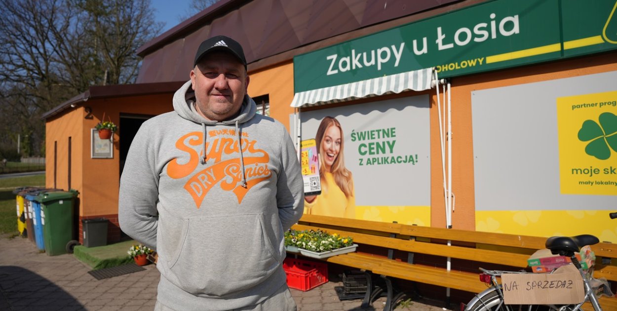 Oni wciąż sprzedają. Lokalni sprzedawcy się nie poddają!