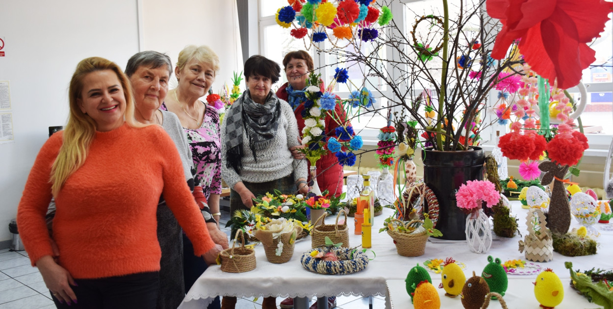 Ale jaja, haftowane! W bibliotece w Głogowie czeka niespodzianka