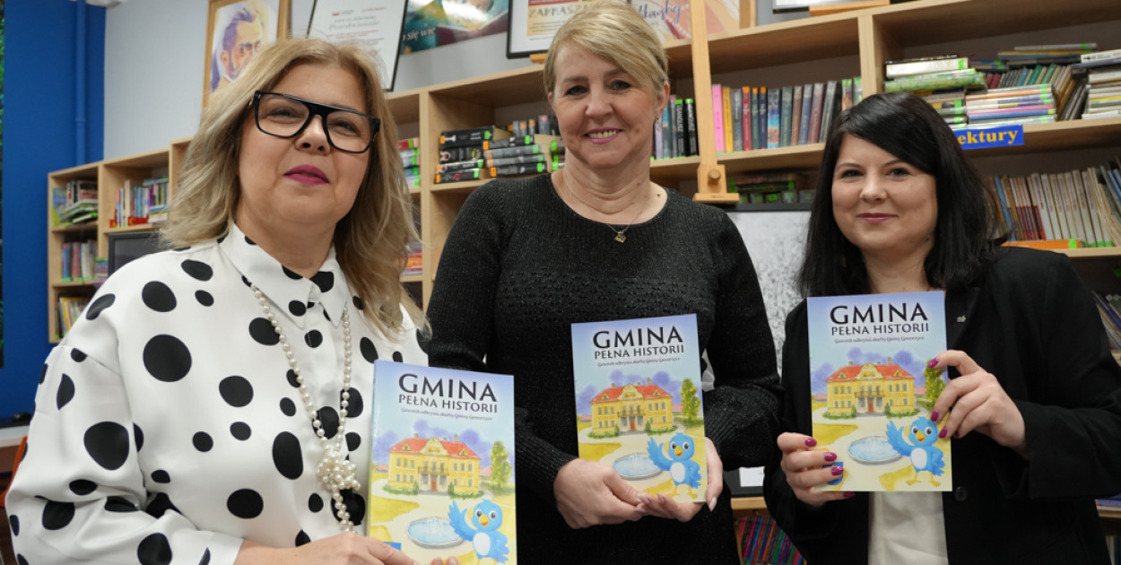 [WIDEO] Ta książka jest hitem! Gaworek wyrusza w podróż po całej gminie!