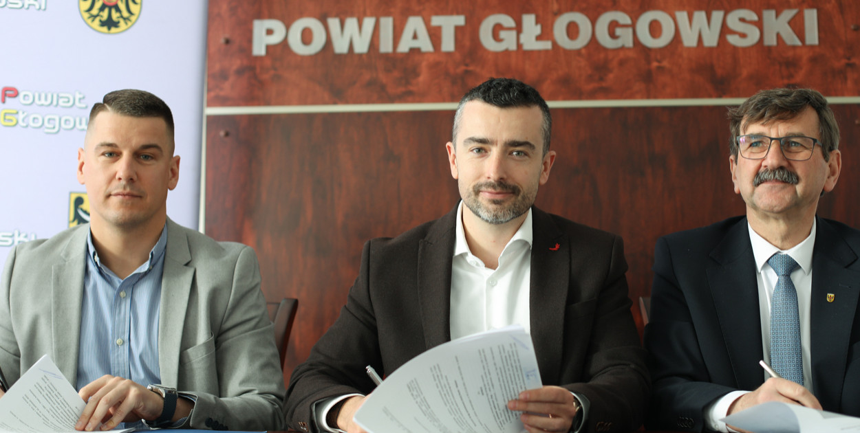 Umowa podpisana. Rusza remont kolejnej drogi w powiecie