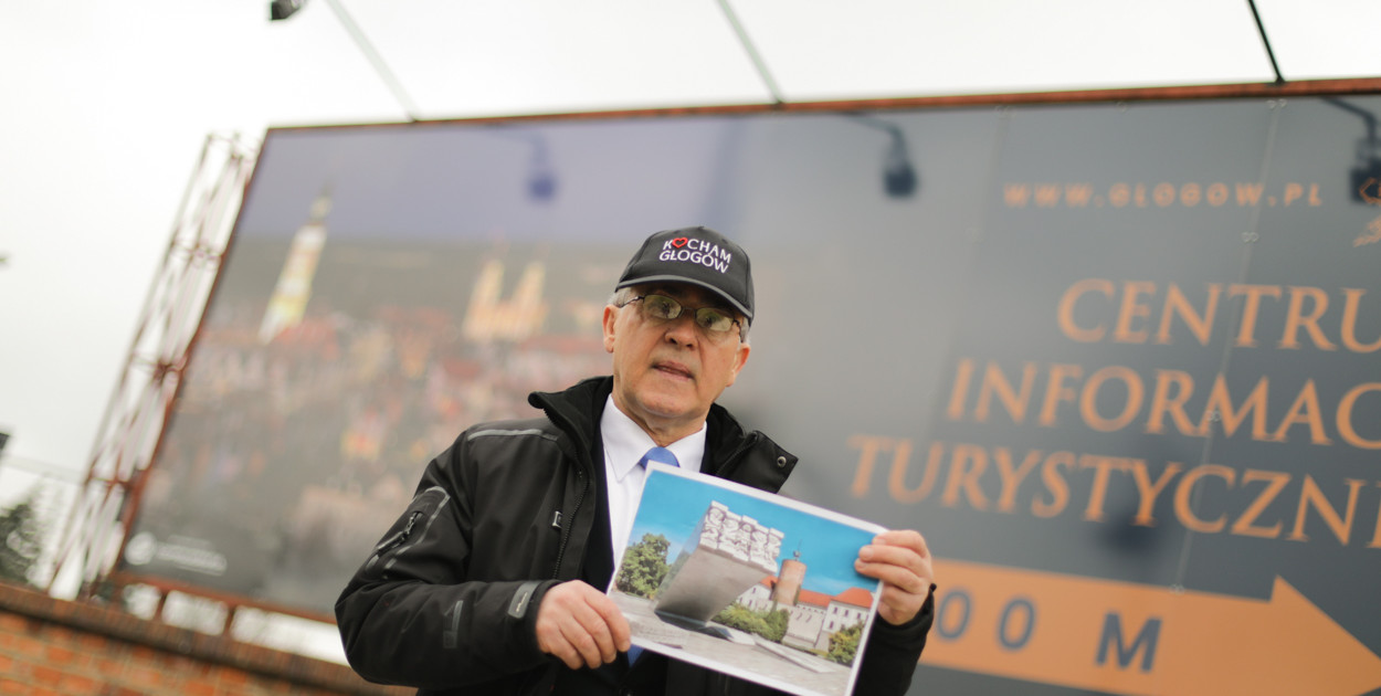 Bilbord nie podoba się radnemu. Ratusz: Kwestia gustu