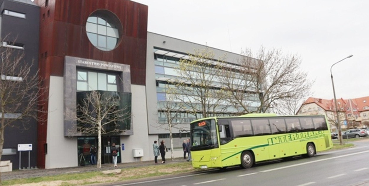 Samorządy uratowały połączenie z Głogowa do Polkowic