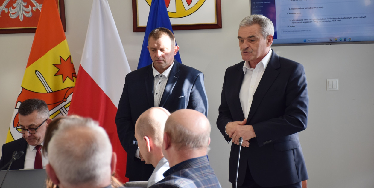 Radni przegłosowali podwyżkę dla wójta