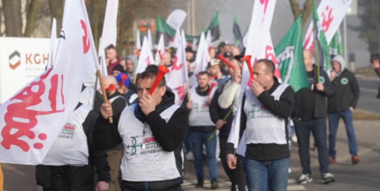 Kolejne rozmowy o płacach w spółce KGHM. Ile zarabiają pracownicy PeBeKa?