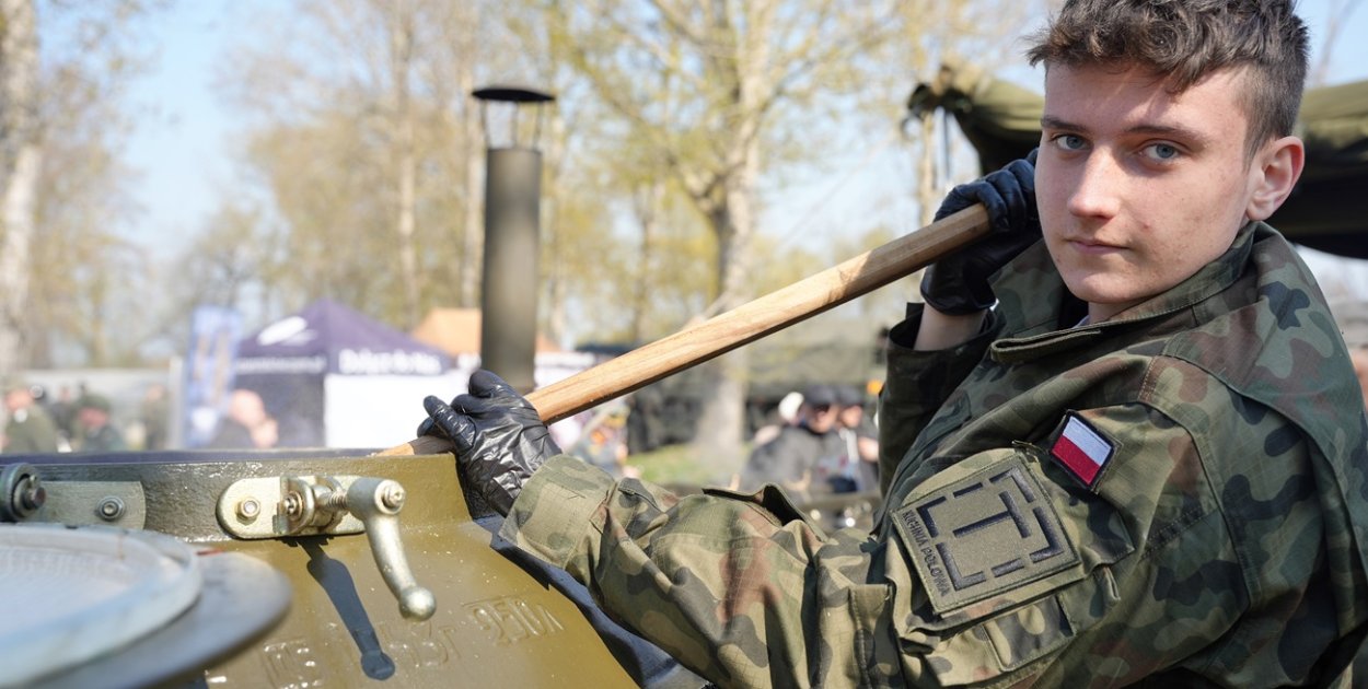 Grochówka czeka już w kotle. Sobota w Głogowie z piknikiem nad Odrą