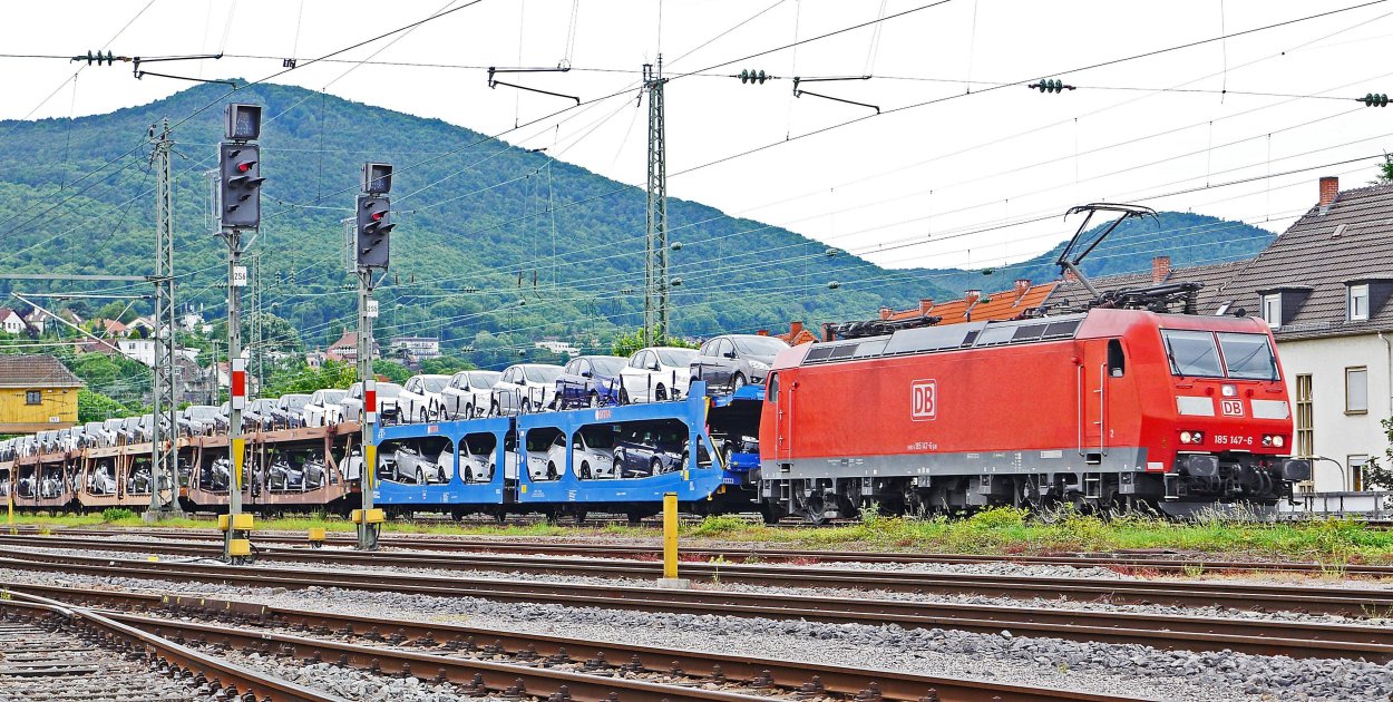 Niemcy eksportują auta z cofkami szybciej niż CEPiK je łapie