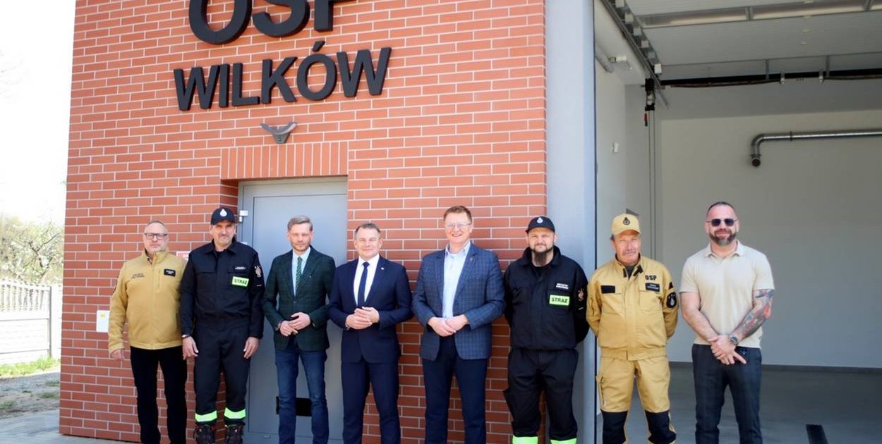 Nowa jakość dla bezpieczeństwa mieszkańców. Remiza OSP w Wilkowie po modernizacji