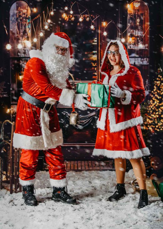 Tajemnica Świętego Mikołaj, który odwiedzi klientów MultiBox Głogów. Niesamowita historia Przemka i jego siostry Pauliny! 1